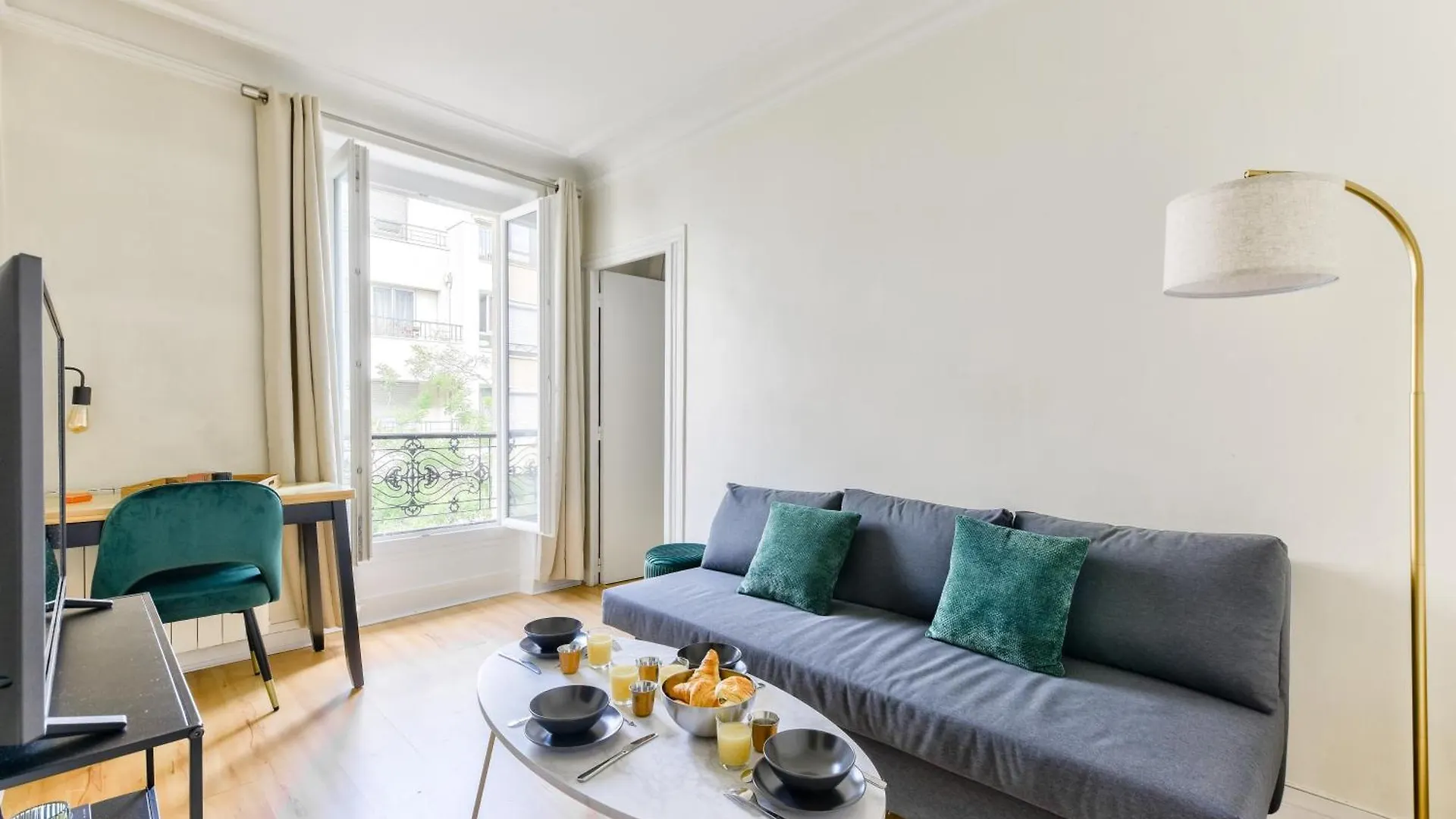Quiet & Refurbished 1Br Parisian Retreat-Paris 16 Lejlighed  Paris