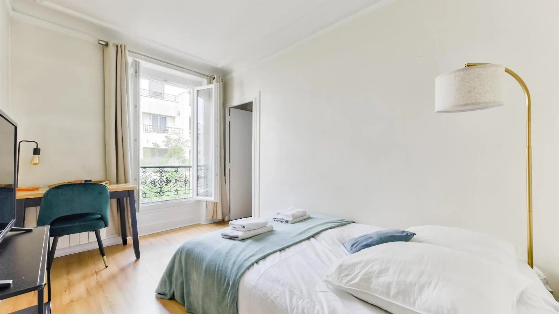 Ferienwohnung Quiet & Refurbished 1Br Parisian Retreat-Paris 16 0*, Paris