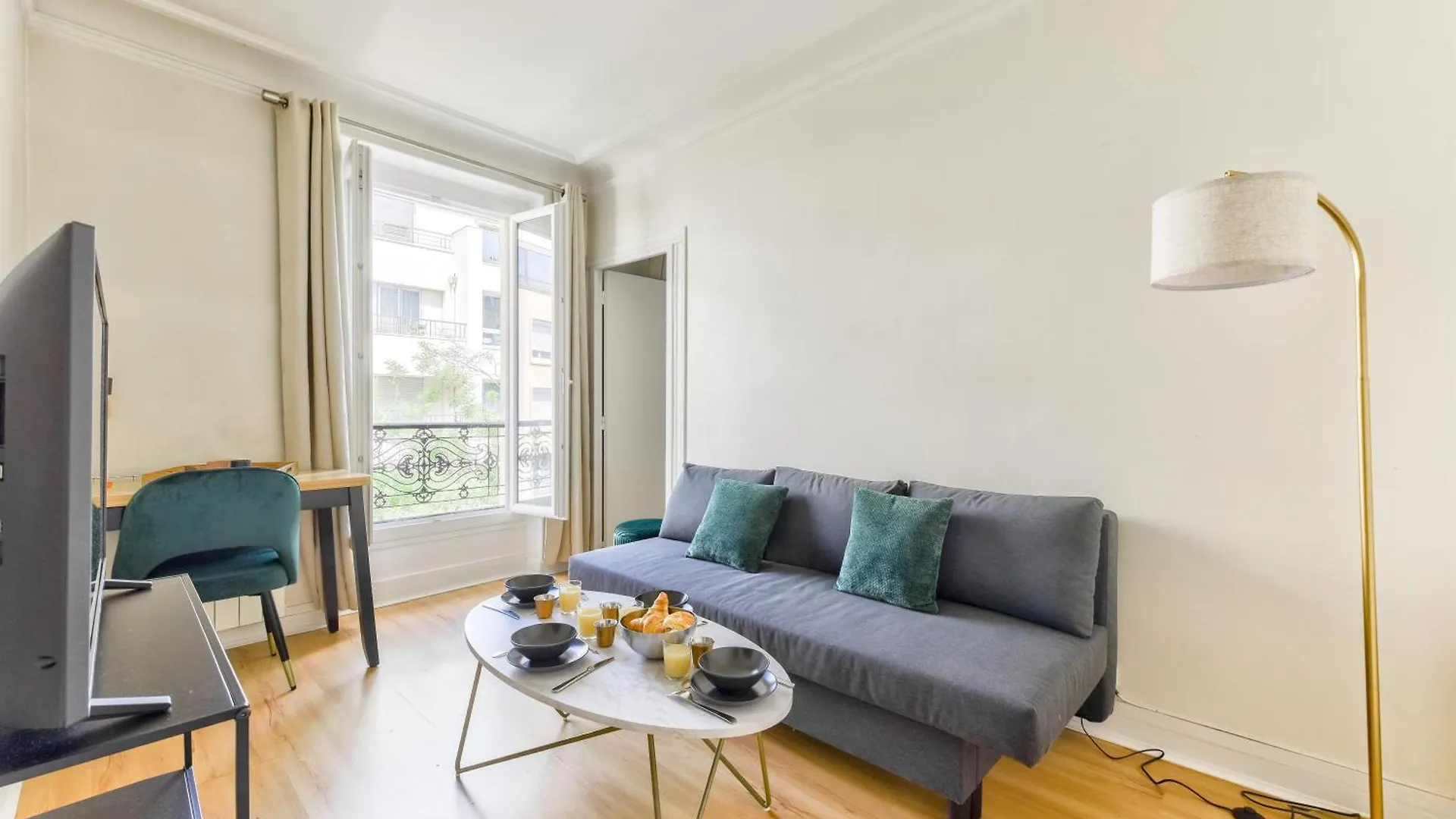 Ferienwohnung Quiet & Refurbished 1Br Parisian Retreat-Paris 16